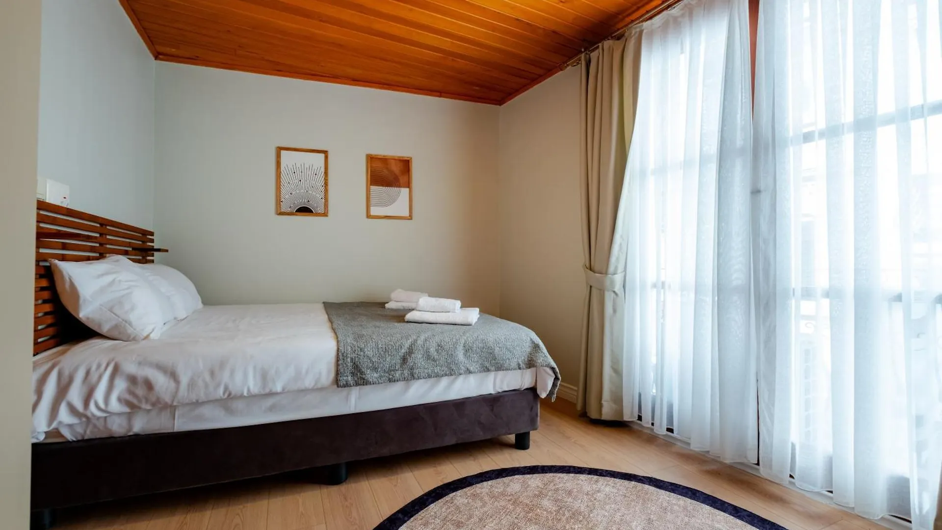 Koala Suites location